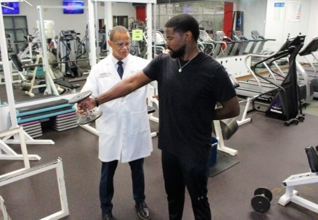 Naturally avoid surgery with the help of physical therapy